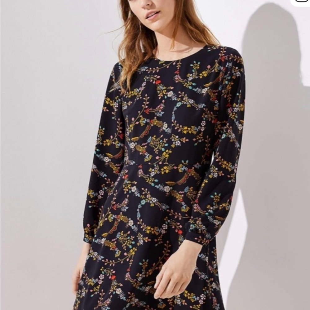 Loft‎ Flower Garland Flare Dress